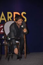 Shahrukh Khan promotes ZEE Awards in J W Marriott, Mumbai on 9th Jan 2014
